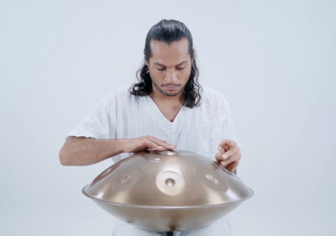 Learning and Performing Piece No 35 (Levitating by Dua Lipa) on Handpan